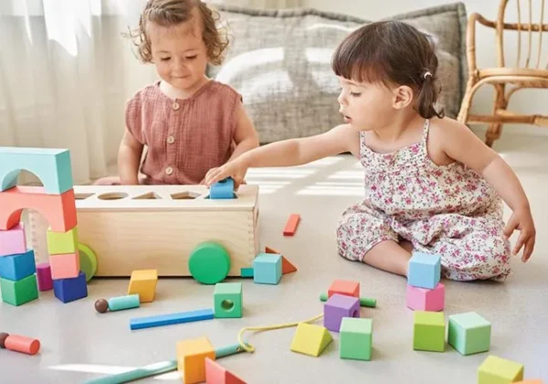 mediniai žaislai vaikams